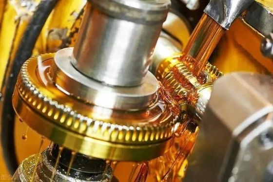 57675-44-2 روان کننده های PVC Trimethylolpropane Trioleate TMPTO Oil Modifier